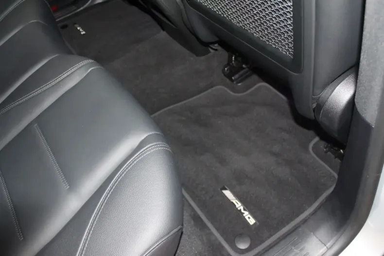 Mercedes-Benz GLE 400 din 2021 cu 72.700 km - oferta MER149315 - foto 23