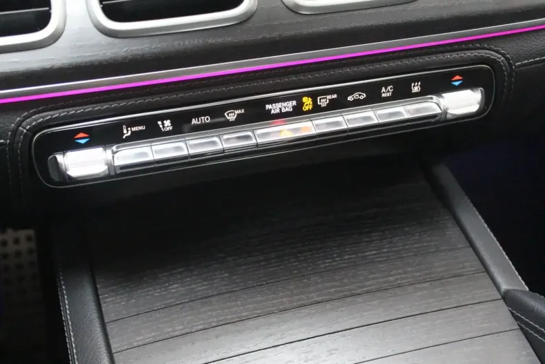 Mercedes-Benz GLE 400 din 2021 cu 72.700 km - oferta MER149315 - foto 30