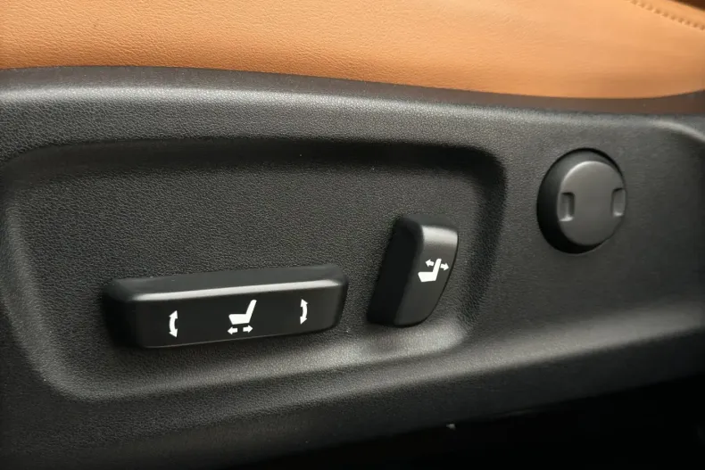 Lexus RX 450 din 2022 cu 50.500 km - oferta LEX149316 - foto 14