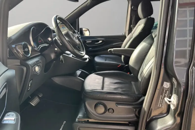 Mercedes-Benz V 300 din 2021 cu 57.980 km - oferta MER149317 - foto 24