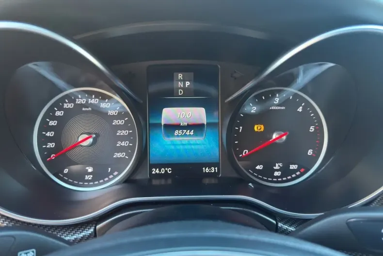 Mercedes-Benz V 300 din 2021 cu 84.978 km - oferta MER149322 - foto 11