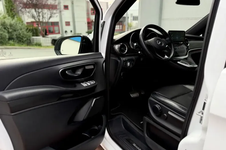 Mercedes-Benz V 300 din 2021 cu 65.600 km - oferta MER149325 - foto 5