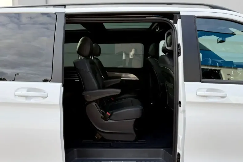 Mercedes-Benz V 300 din 2021 cu 65.600 km - oferta MER149325 - foto 15