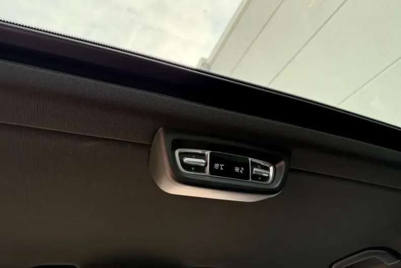 Mercedes-Benz V 300 din 2021 cu 65.600 km - oferta MER149325 - foto 19