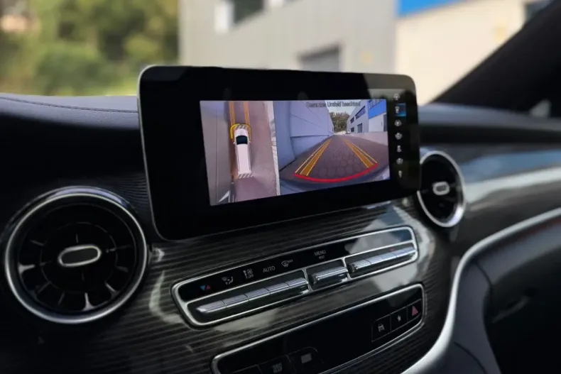 Mercedes-Benz V 300 din 2021 cu 65.600 km - oferta MER149325 - foto 24