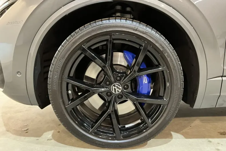 Volkswagen Touareg din 2024 cu 16.539 km - oferta VOL149328 - foto 15