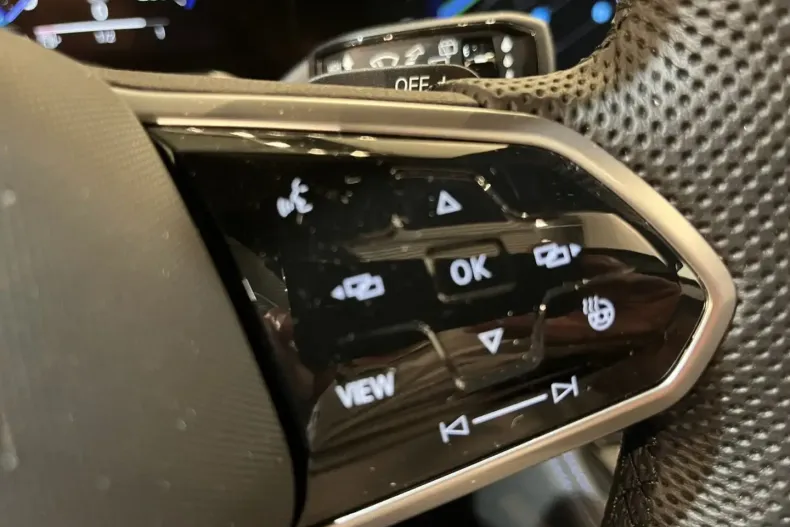 Volkswagen Touareg din 2024 cu 16.539 km - oferta VOL149328 - foto 20