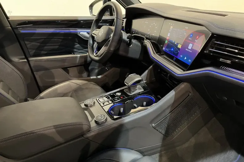 Volkswagen Touareg din 2024 cu 16.539 km - oferta VOL149328 - foto 35