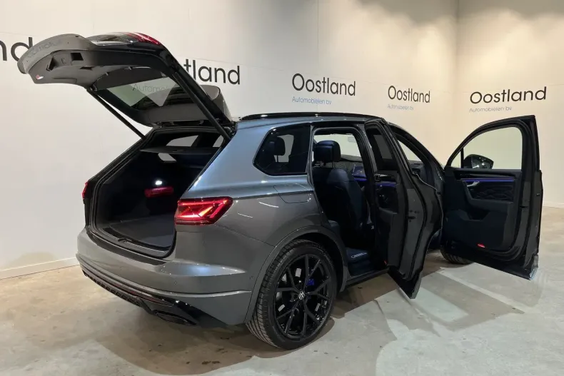 Volkswagen Touareg din 2024 cu 16.539 km - oferta VOL149328 - foto 36