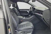 Volkswagen Touareg din 2024 cu 49.652 km - oferta VOL149329 - foto 3