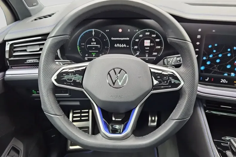 Volkswagen Touareg din 2024 cu 49.652 km - oferta VOL149329 - foto 8