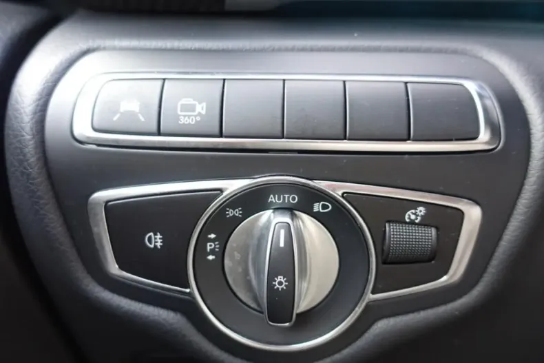 Mercedes-Benz V 250 din 2023 cu 74.043 km - oferta MER149332 - foto 19