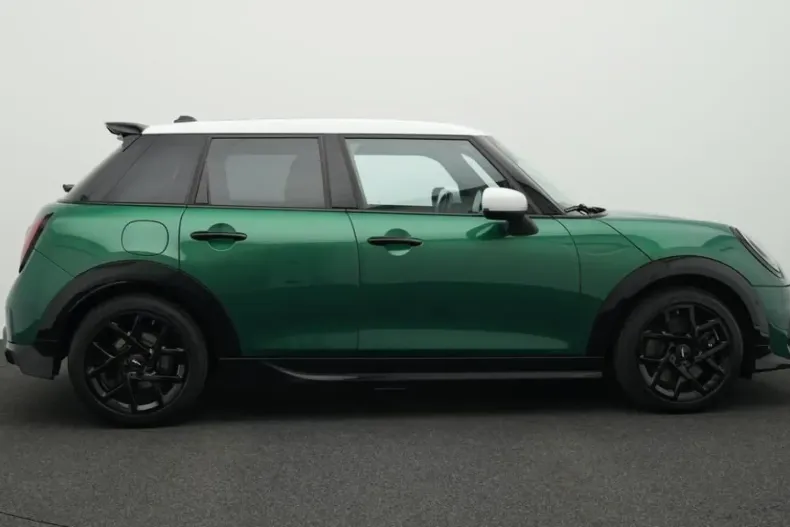 MINI Cooper S din 2024 cu 32.340 km - oferta MIN149334 - foto 4