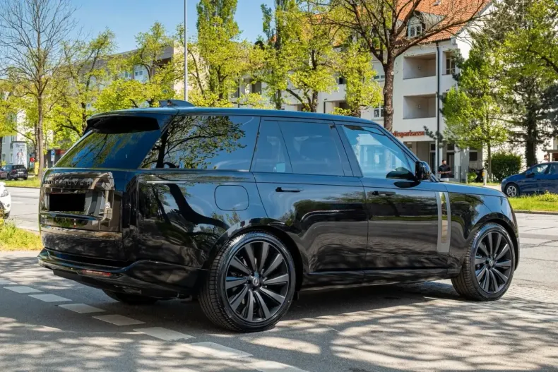 Land Rover Range Rover din 2025 cu 1 km - oferta LAN149342 - foto 6