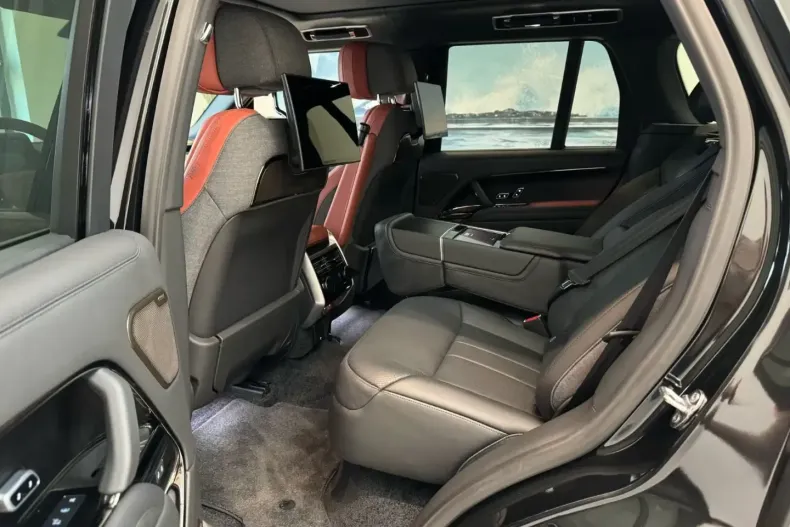 Land Rover Range Rover din 2025 cu 1 km - oferta LAN149342 - foto 10