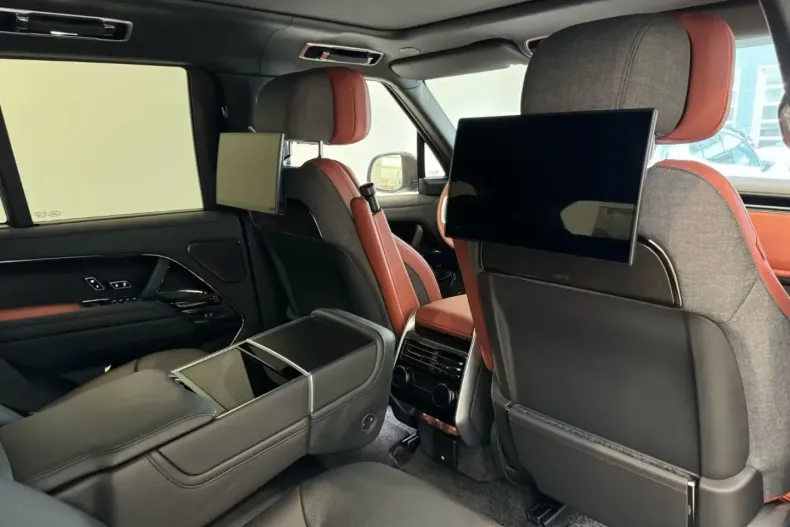 Land Rover Range Rover din 2025 cu 1 km - oferta LAN149342 - foto 13