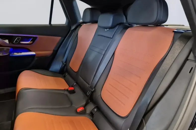 Mercedes-Benz GLC 450 din 2025 cu 19.714 km - oferta MER149346 - foto 11