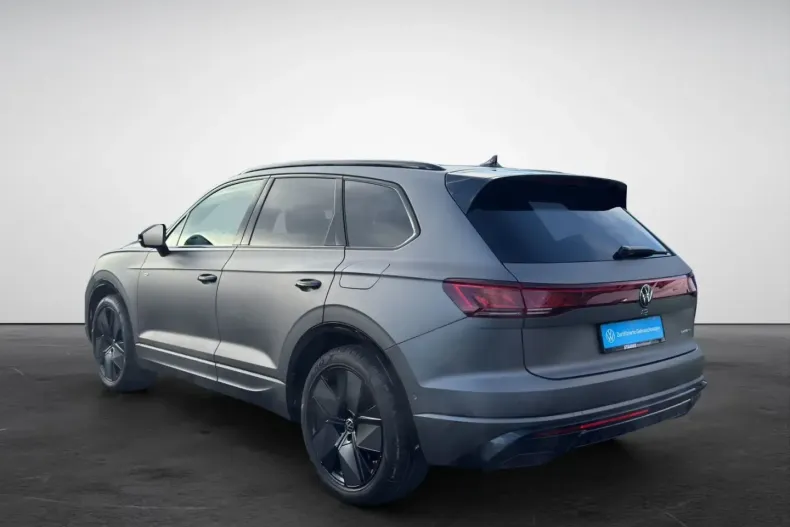 Volkswagen Touareg din 2024 cu 26.795 km - oferta VOL149348 - foto 3