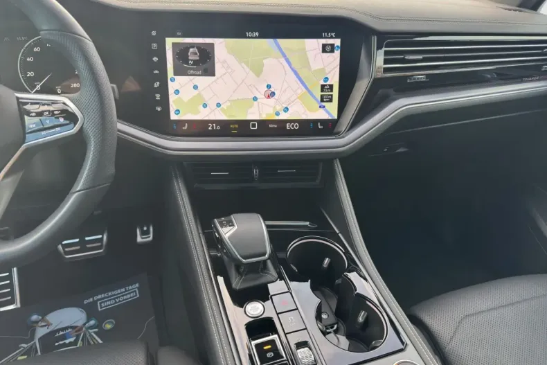 Volkswagen Touareg din 2024 cu 26.795 km - oferta VOL149348 - foto 9