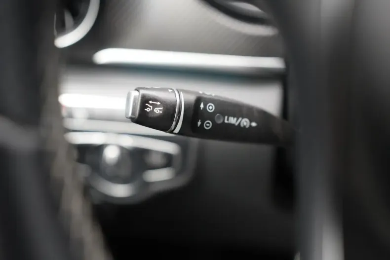 Mercedes-Benz V 250 din 2021 cu 73.552 km - oferta MER149349 - foto 27