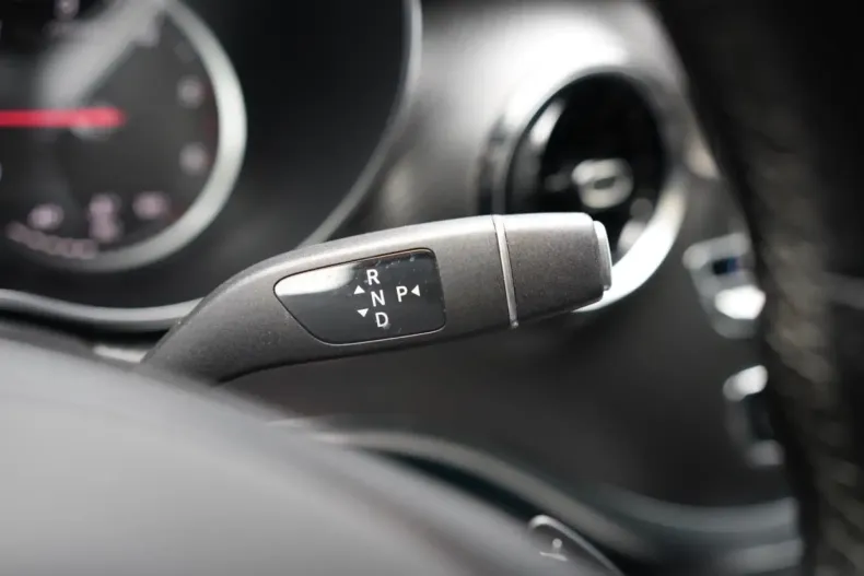 Mercedes-Benz V 250 din 2021 cu 73.552 km - oferta MER149349 - foto 28