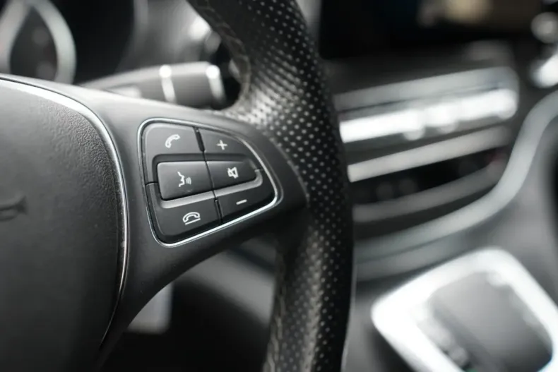 Mercedes-Benz V 250 din 2021 cu 73.552 km - oferta MER149349 - foto 29