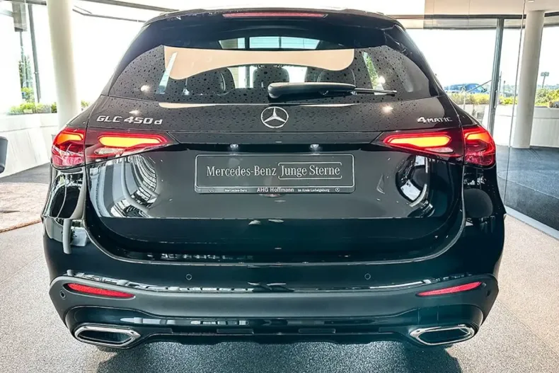 Mercedes-Benz GLC 450 din 2024 cu 5.800 km - oferta MER149351 - foto 5