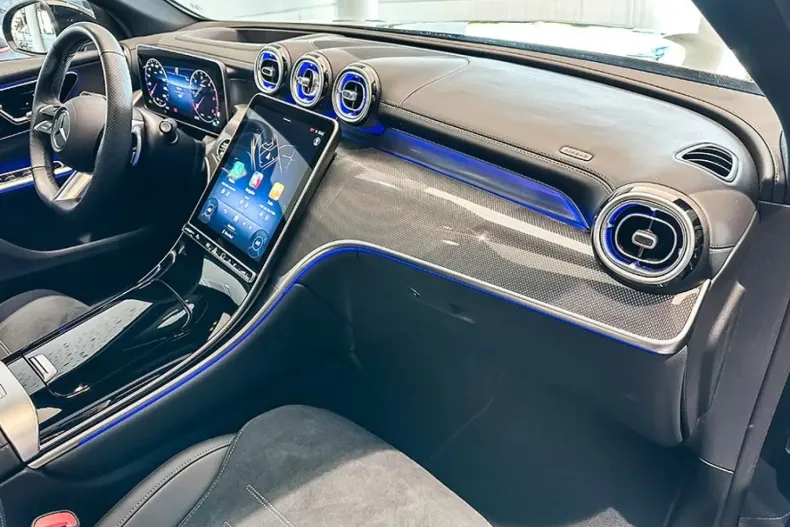 Mercedes-Benz GLC 450 din 2024 cu 5.800 km - oferta MER149351 - foto 9