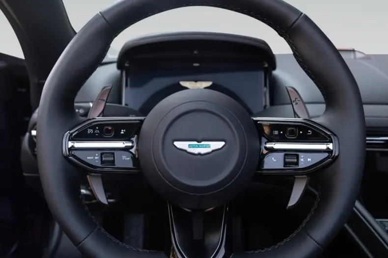 Aston Martin DB12 din 2024 cu 1.111 km - oferta AST149355 - foto 23