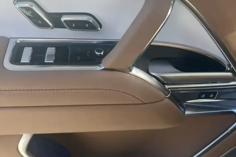 Land Rover Range Rover din 2025 cu 150 km - oferta LAN149359 - foto 25