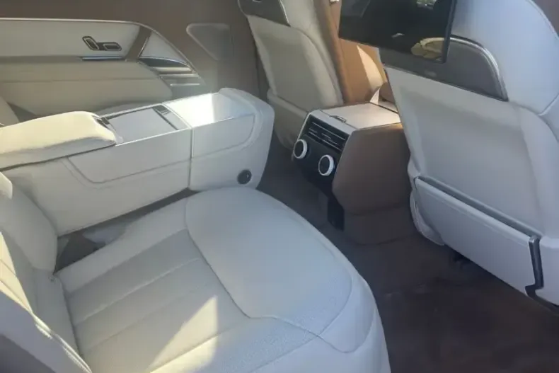 Land Rover Range Rover din 2025 cu 150 km - oferta LAN149359 - foto 27