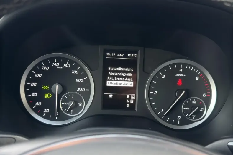 Mercedes-Benz Vito din 2022 cu 44.990 km - oferta MER149360 - foto 17