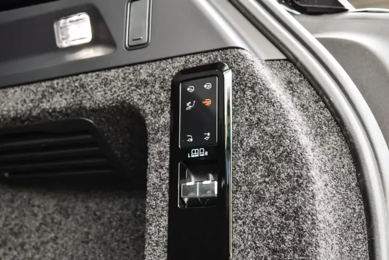 Land Rover Range Rover din 2025 cu 25 km - oferta LAN149365 - foto 22