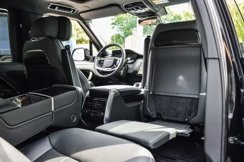 Land Rover Range Rover din 2025 cu 25 km - oferta LAN149365 - foto 26