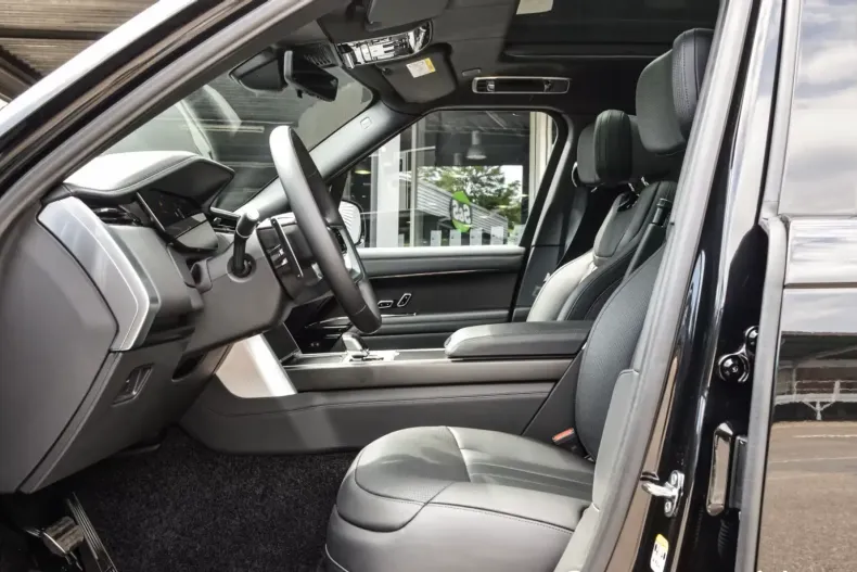 Land Rover Range Rover din 2025 cu 25 km - oferta LAN149365 - foto 27