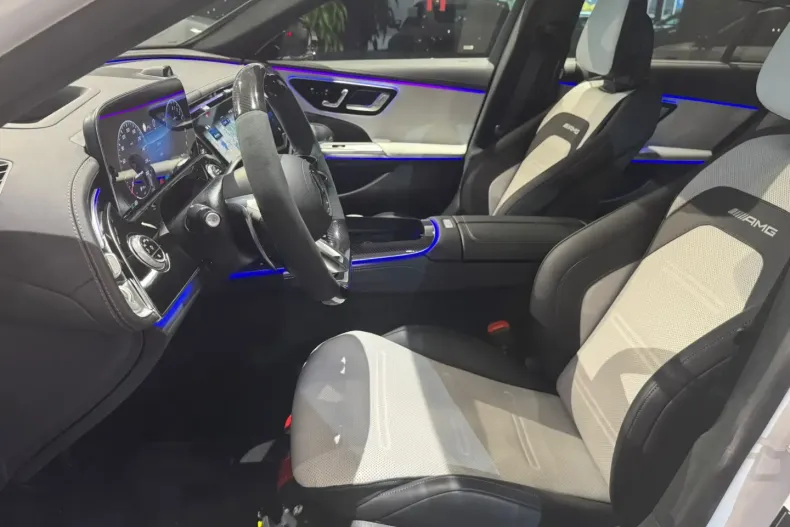 Mercedes-Benz E 53 AMG din 2025 cu 6.500 km - oferta MER149369 - foto 10