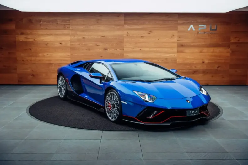 Lamborghini Aventador din 2022 cu 4.400 km - oferta LAM149371 - foto 6