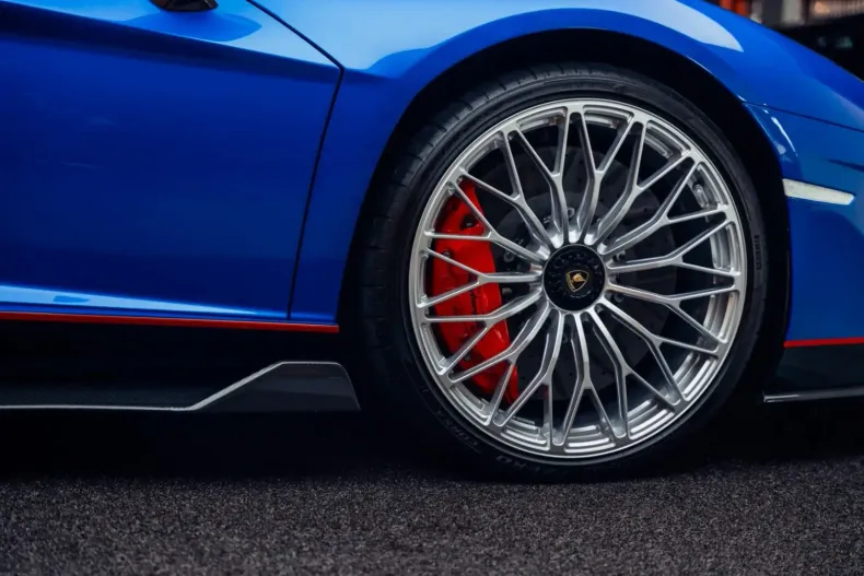 Lamborghini Aventador din 2022 cu 4.400 km - oferta LAM149371 - foto 13