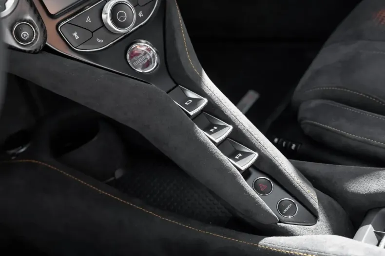 McLaren 765LT din 2022 cu 7.190 km - oferta MCL149376 - foto 28