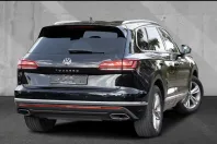 Volkswagen Touareg din 2022 cu 70.400 km - oferta VOL149378 - foto 2
