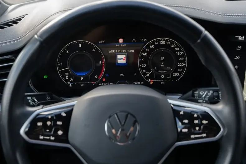 Volkswagen Touareg din 2022 cu 70.400 km - oferta VOL149378 - foto 7