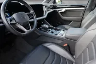 Volkswagen Touareg din 2022 cu 70.400 km - oferta VOL149378 - foto 22