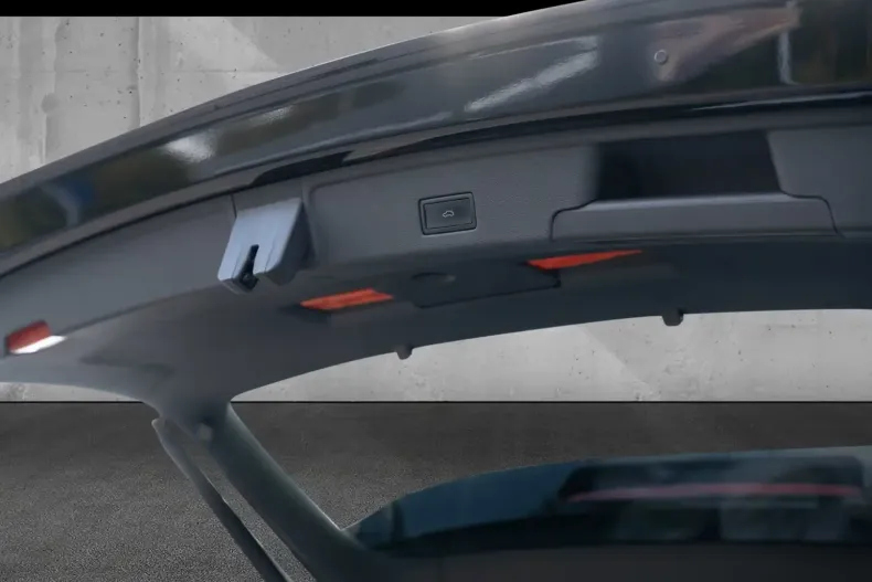 Volkswagen Touareg din 2022 cu 70.400 km - oferta VOL149378 - foto 23