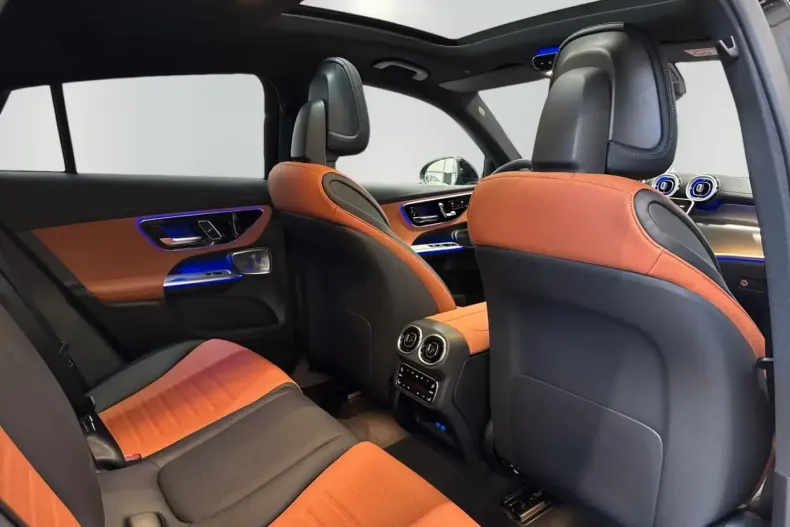 Mercedes-Benz GLC 300 din 2025 cu 10 km - oferta MER149382 - foto 4