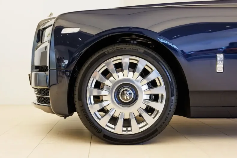 Rolls-Royce Phantom din 2023 cu 9.832 km - oferta ROL149385 - foto 17