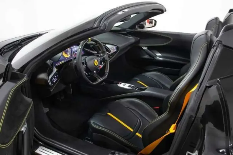 Ferrari LaFerrari din 2023 cu 8.267 km - oferta FER149387 - foto 8