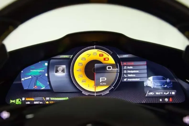 Ferrari LaFerrari din 2023 cu 8.267 km - oferta FER149387 - foto 9