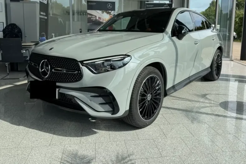 Mercedes-Benz GLC 200 din 2025 cu 5.000 km - oferta MER149390 - foto 1