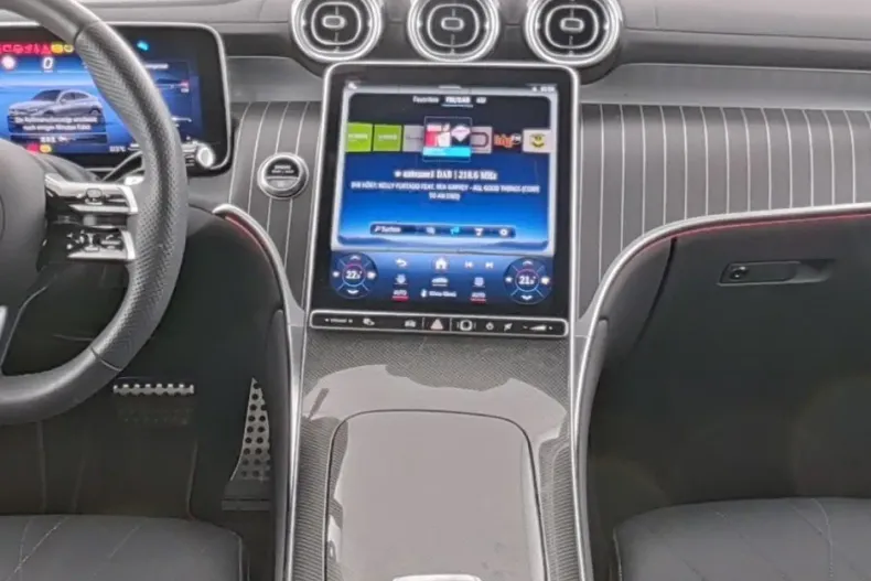 Mercedes-Benz GLC 450 din 2024 cu 37.700 km - oferta MER149394 - foto 4