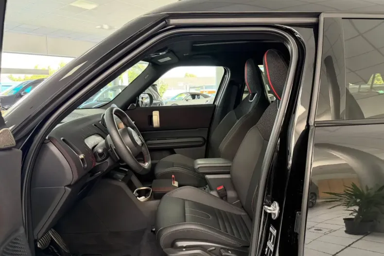 MINI John Cooper Works Countryman din 2024 cu 37.100 km - oferta MIN149406 - foto 12